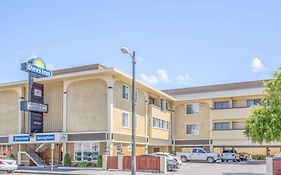 Days Inn By Wyndham Eureka Ca